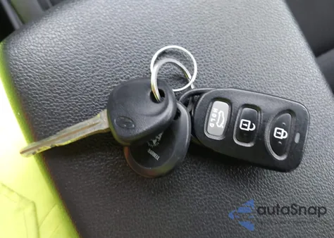 2018 Hyundai Elantra Se from USA, damaged, VIN 5NPD74LF4JH242797